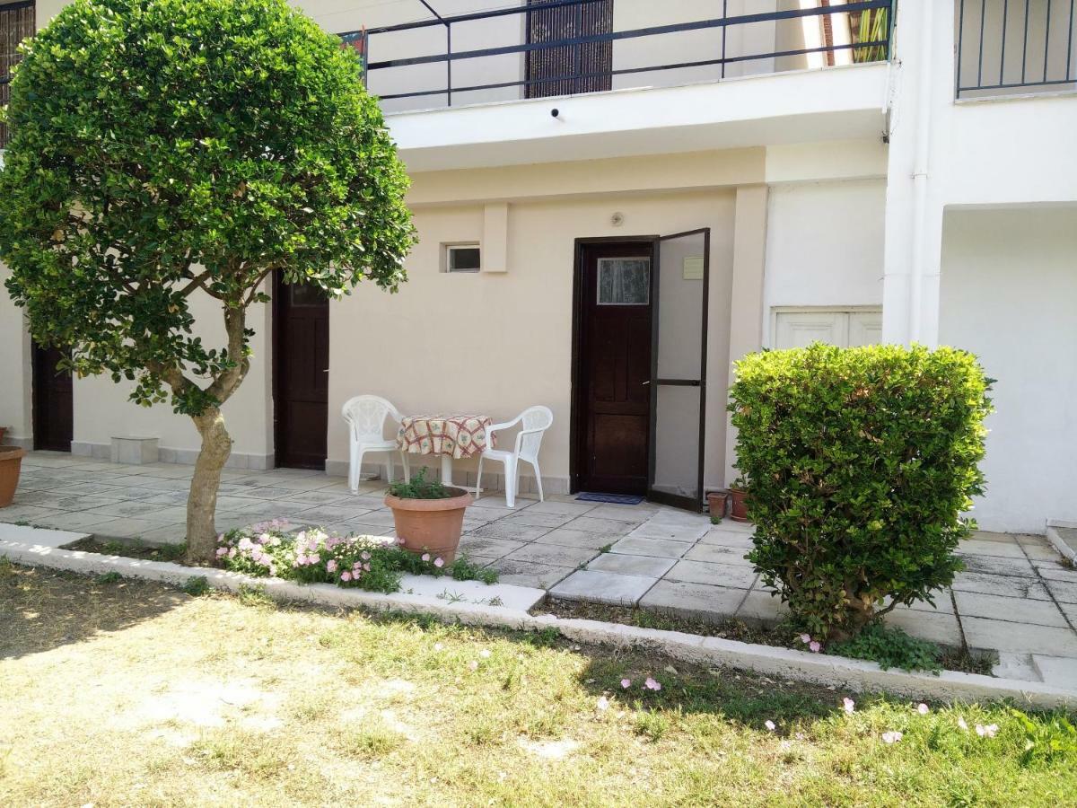Seaside Studios I Sinakos Estate 埃帕诺米 外观 照片